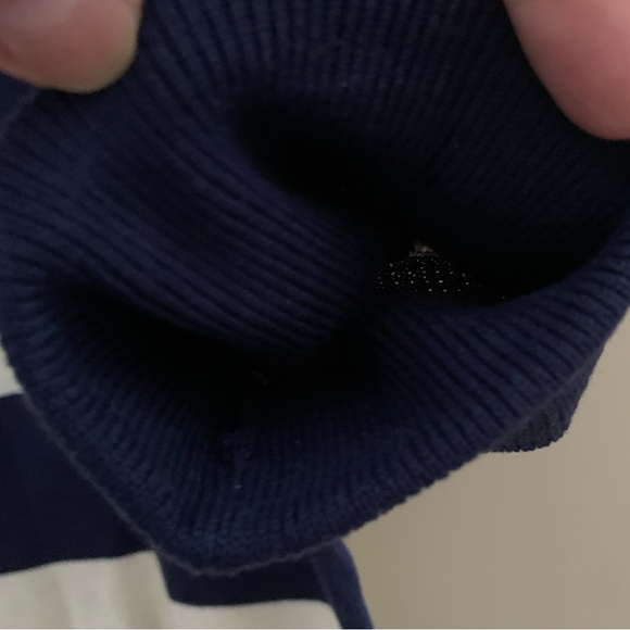 Gap striped crewneck sweater with 3/4 sleeves. Size Xl - Picture 5 of 10